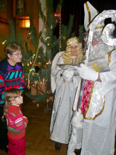 Mikulášské zpívání u stromečku - 3.12.2010